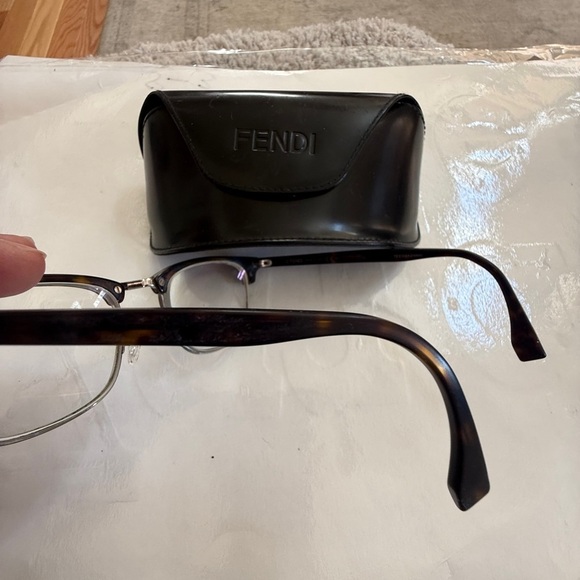 Fendi unisex Classic Brown Tortoise eyeglasses with Black Case. Strong frame main image 7
